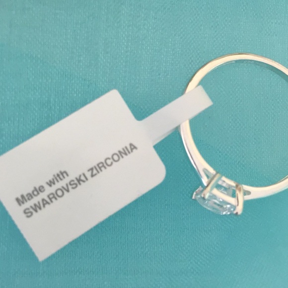 Solitaire Ring - Picture 6 of 6